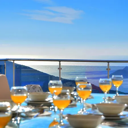 Yuce Kalkan